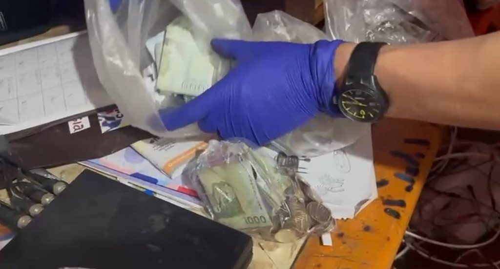 Incautación en Bajos de Mena