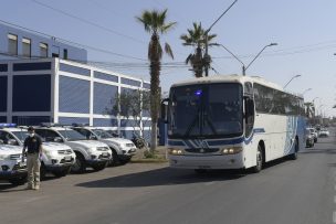 Bus con hinchas de Colo-Colo vuelca en la Ruta 5 Norte: dos personas en riesgo vital y ocho heridos