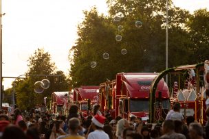 Vuelve la Caravana Navideña Coca-Cola Sin Azúcar: Conoce las comunas que recorrerá