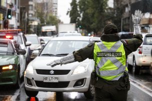 Conductor de aplicación es baleado por Carabineros tras intento de atropello en Independencia