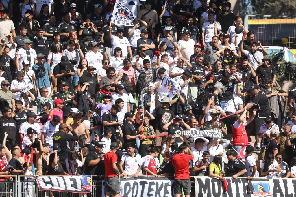 ¡Colo-Colo campeón! El cacique igualó en el norte y la U no pudo frente a Everton