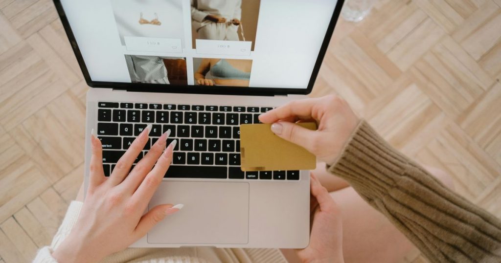 Seguridad en el Black Friday: Cómo protegerte al comprar en línea este año