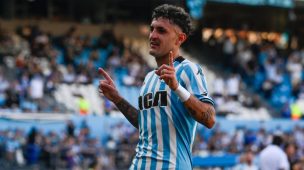 El notable gesto de jugador de Racing con un hincha para viajar a la final de la Copa Sudamericana