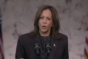 Kamala Harris se pronuncia por primera vez en público tras su derrota frente a Trump