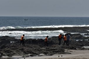 Hombre muere tras ingresar al mar en Iquique durante alerta por marejadas