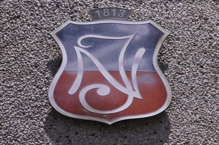 Amenaza de tiroteo en el Instituto Nacional obliga a suspender clases