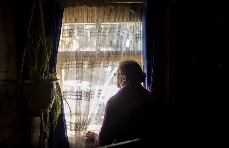 Soledad en Fiestas Patrias: experta explica por qué adultos mayores requieren especial atención