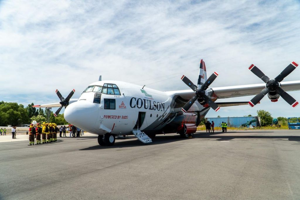 Incendios: Gobierno anuncia base en San José de Maipo y avión Fireliner