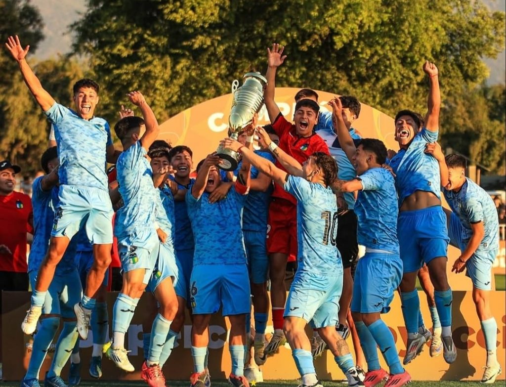 O'Higgins vence a Colo-Colo y se corona campeón de la Súper Copa de Proyección