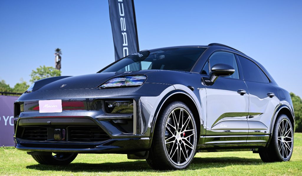 Llegó a Chile Porsche Macan Eléctrico, el primer SUV 100% electrificado de la alemana