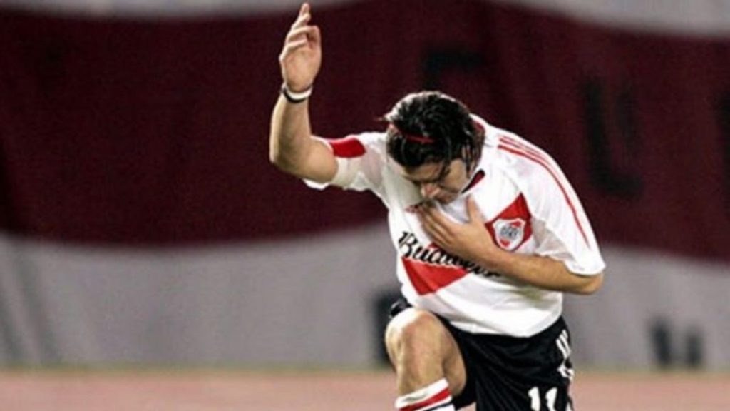 El curioso error de Conmebol con el cumpleaños de Marcelo Salas