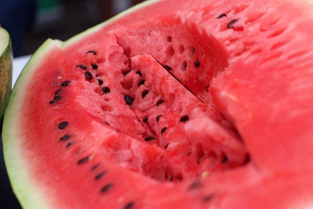 ¿Calor intenso? Estos alimentos te ayudarán a mantenerte fresco