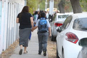 Asistencia a establecimientos educativos aumentó en todas las regiones del país durante el año 2024