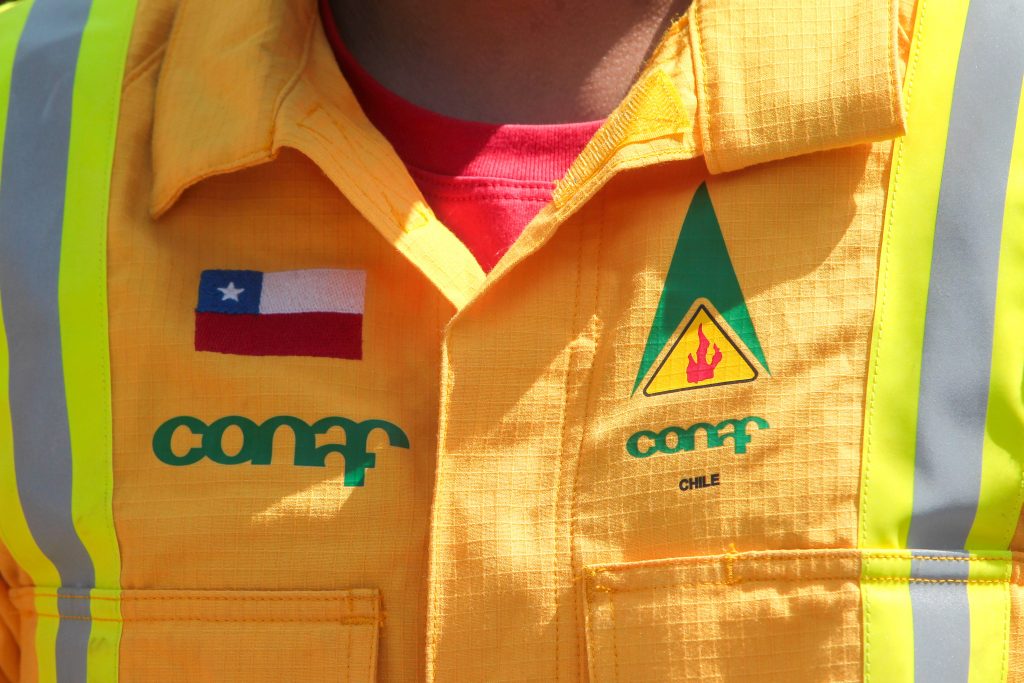 Funcionarios de Conaf anuncian Paro Nacional indefinido desde el lunes