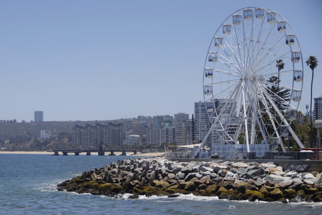 Tras falla: La Gran Rueda de Viña del Mar retoma su normal funcionamiento