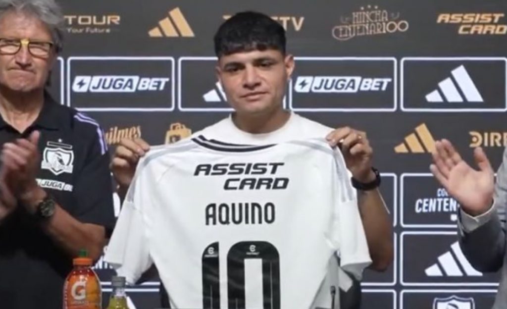 Claudio Aquino en su presentación en Colo-Colo: 