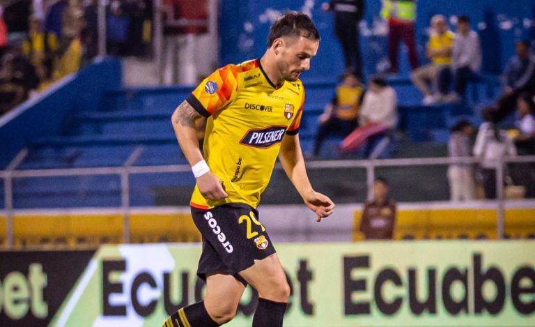 Barcelona de Guayaquil confirma traspaso de Octavio Rivero a Universidad de Chile