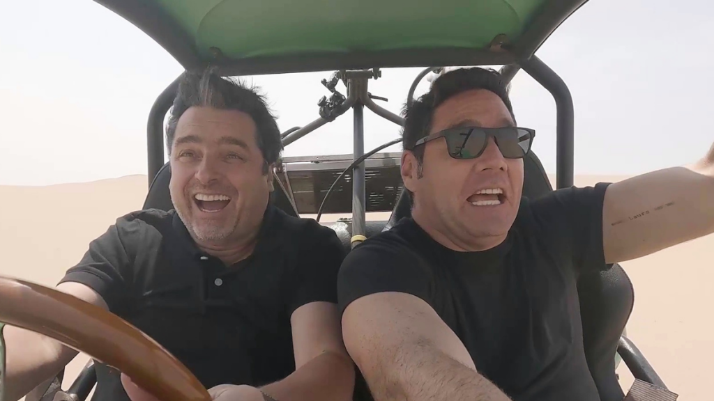 “Socios por el mundo 3” se llena de adrenalina con Zabaleta al volante y Saavedra al límite en el desierto
