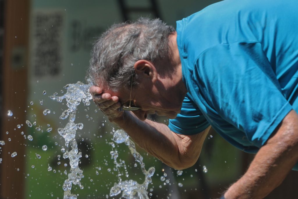 Hasta 38 °C en la zona central: DMC emite alerta por 