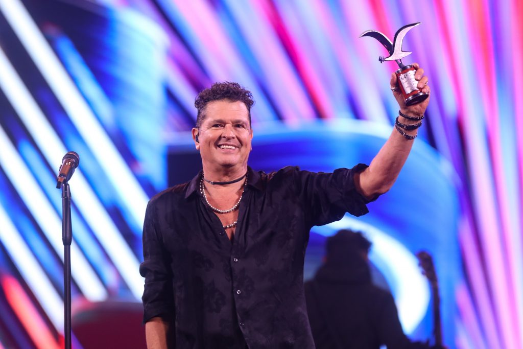 Éxito total: Carlos Vives se lleva la Gaviota de Plata en Viña 2025
