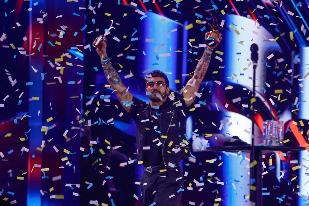 Ovación total: Edo Caroe vuelve a Viña y se lleva Gaviota de Plata y Gaviota de Oro
