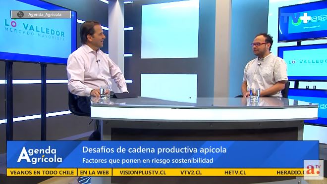 Desafíos ambientales en la cadena productiva apícola fueron abordados en Agenda Agrícola