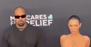 ¿Quién es Bianca Censori? La esposa de Kanye West que impactó en los Grammy 2025 con su transparencia