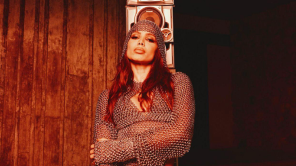 Anitta vuelve al reggaetón con su primer sencillo del 2025 “Romeo”