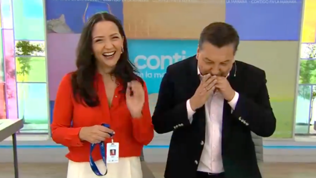 Julio César Rodríguez da la bienvenida a Andrea Arístegui con bromas sobre Mega: “Allá está la cagá”