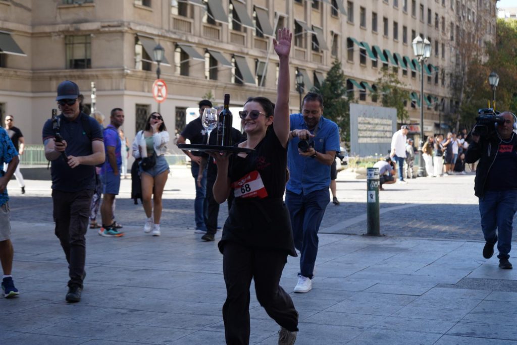 Gobierno de Santiago realizó una nueva versión de la tradicional “Carrera de Garzones y Garzonas”