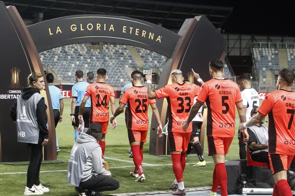 Copa Libertadores 2025: Colo-Colo y la U conocerán este lunes sus rivales en la máxima cita continental