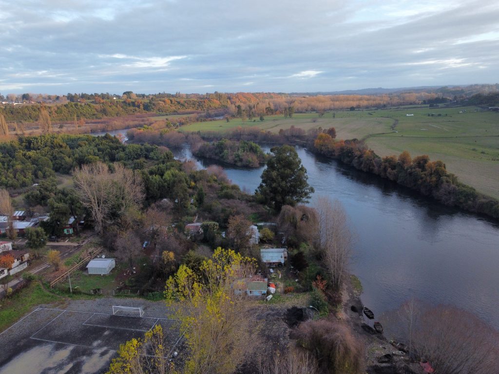 Osorno: Niño de 6 años fallece al caer al río Rahue mientras jugaba cerca de su hogar