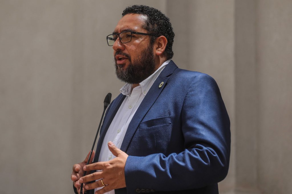 Nicolás Cataldo aborda violencia escolar y Aula Segura: 