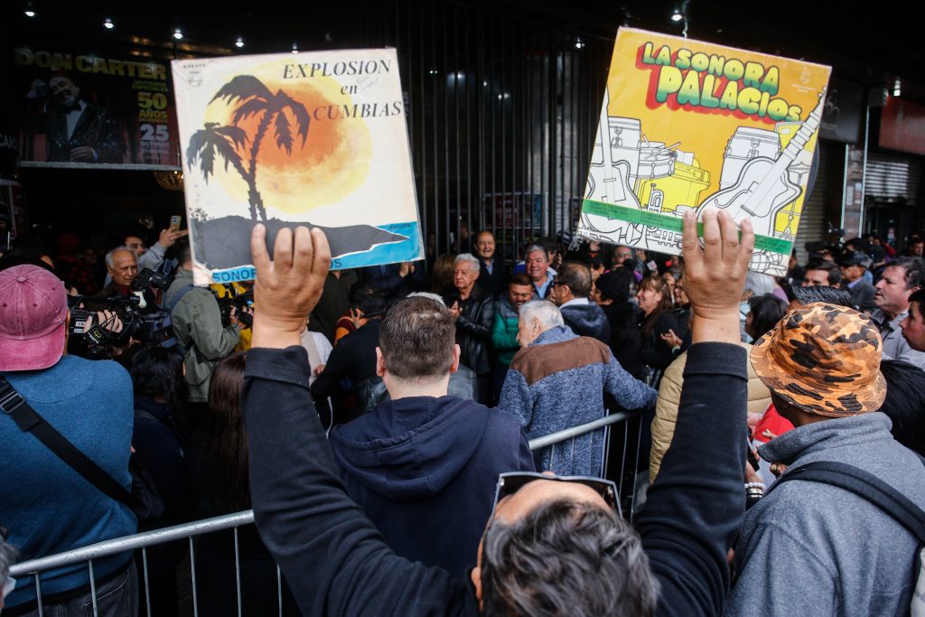 FOTOS | El último adiós a Tommy Rey en el Teatro Caupolicán