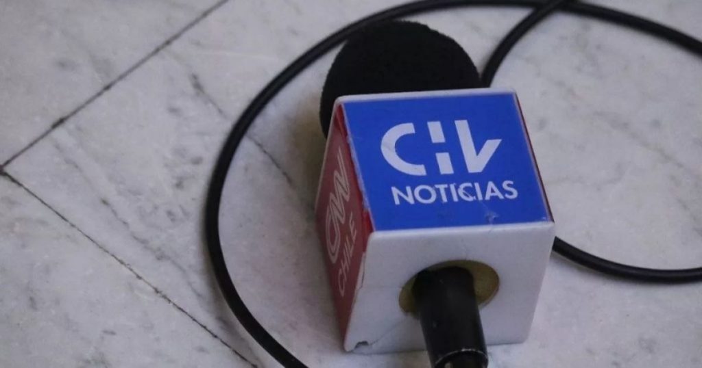 Periodista se despide de CHV con emotivo mensaje: Aseguran que ya tendría nueva casa televisiva