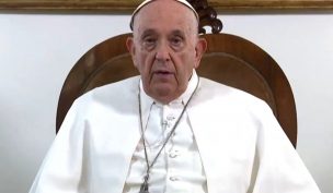 El papa Francisco descansa y respira sin ventilación tras complicaciones
