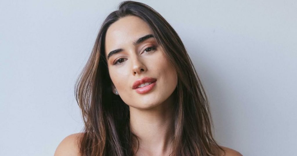 Melina Noto compartió su incipiente pancita con emotiva imagen: “De noche ya se asoma”