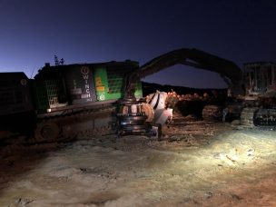 Ataque incendiario en Arauco deja maquinaria y contenedores destruidos