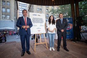 “Bienestar Mujer”: Municipalidad de Santiago y Bci Seguros lanzan pionero programa de salud mental para mujeres víctimas de violencia de género