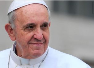 El papa Francisco será dado de alta tras más de un mes de hospitalización