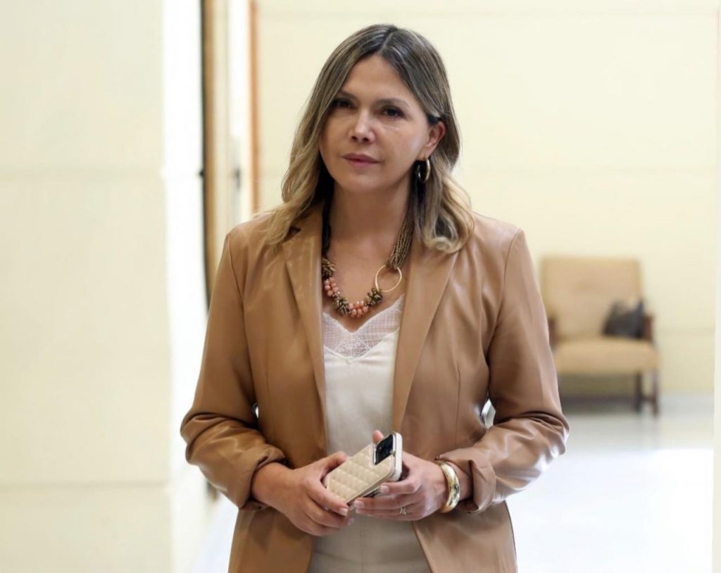 Violencia en liceo de Talcahuano: Diputada Marlene Pérez exige respuestas al Mineduc tras agresión a estudiante con autismo
