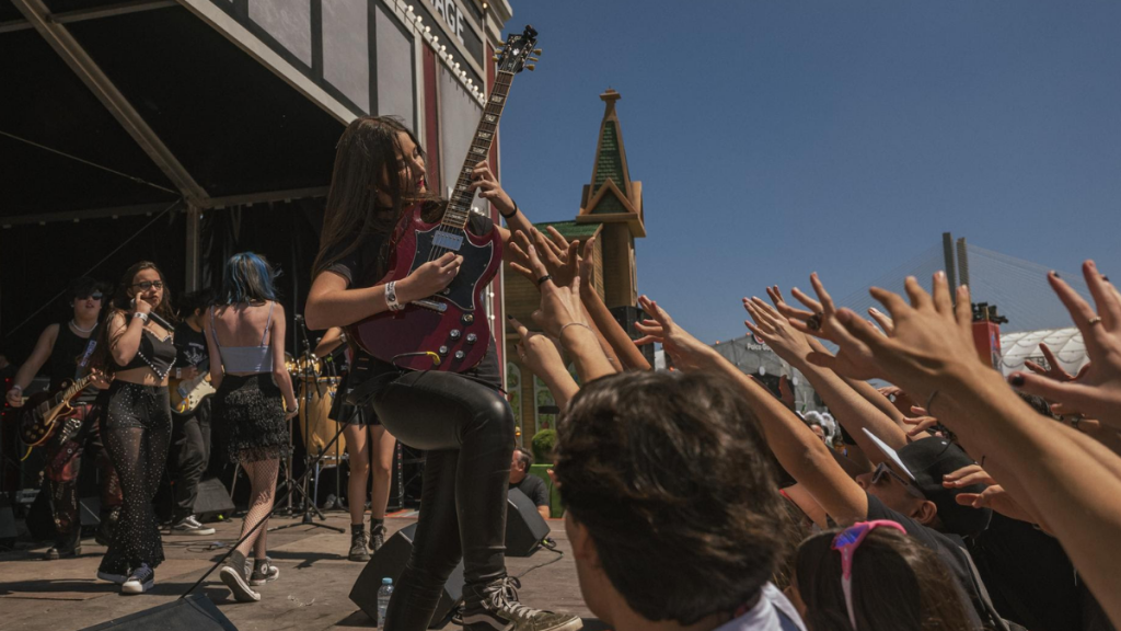 School of Rock celebra 10 años en Chile con show en Kidzapalooza y una gran expansión
