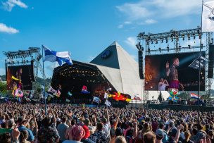 Glastonbury 2025 anuncia su cartel con Neil Young, Olivia Rodrigo y The 1975 como principales actos