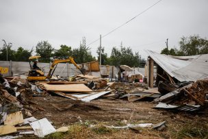 Campamentos en Chile alcanzan cifra histórica: Más de 120 mil familias viven en asentamientos