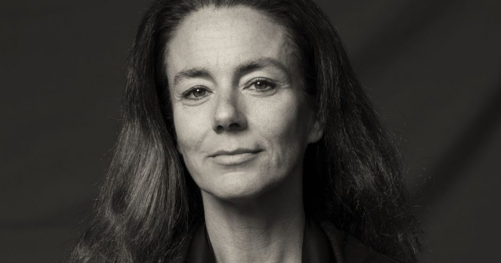 Carolina Zúñiga debuta en “Radio Agricultura” con nuevo programa internacional: “Entre Chile, España y el Mundo”