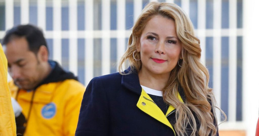 Tribunal acoge solicitud de la defensa de Cathy Barriga y posterga audiencia por 6 meses