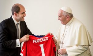Sergio Jadue reaparece recordando su encuentro con el Papa Francisco: “Le pedí su bendición y Chile ganó la Copa”
