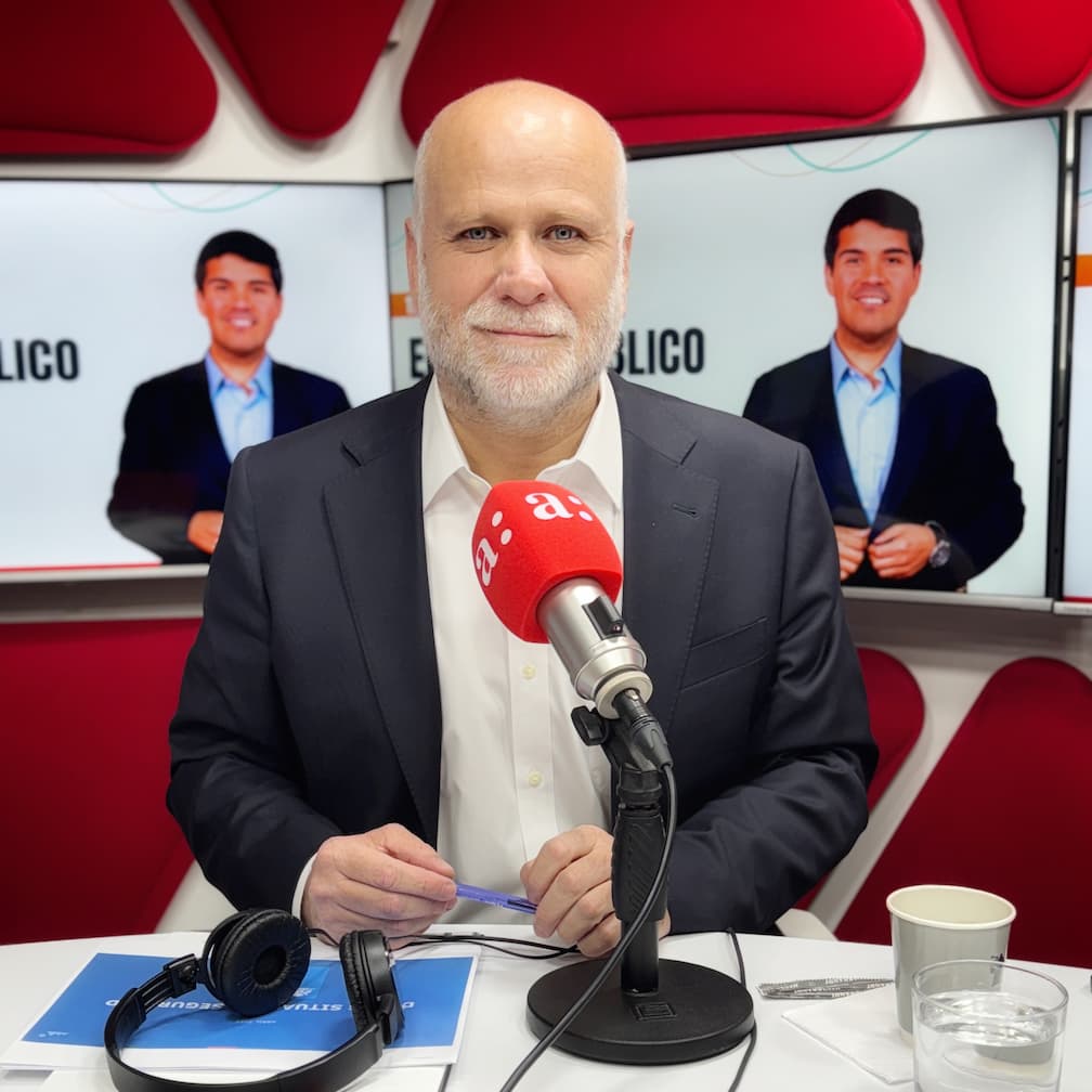 Ministro del Interior Álvaro Elizalde en Radio Agricultura
