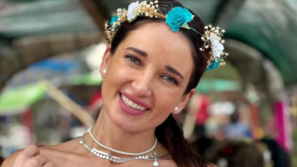 Camila Nash recupera su Instagram y lo celebra con destapadas fotografías