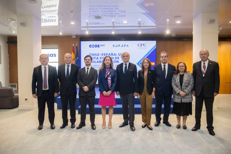 Empresarios chilenos despliegan agenda de inversiones en Madrid ante referentes del sector español